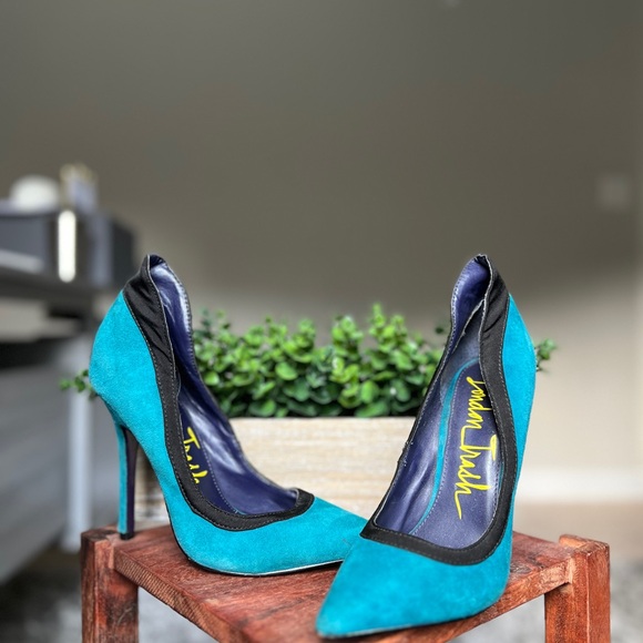 One-of-a-kind stiletto heels - Picture 4 of 8